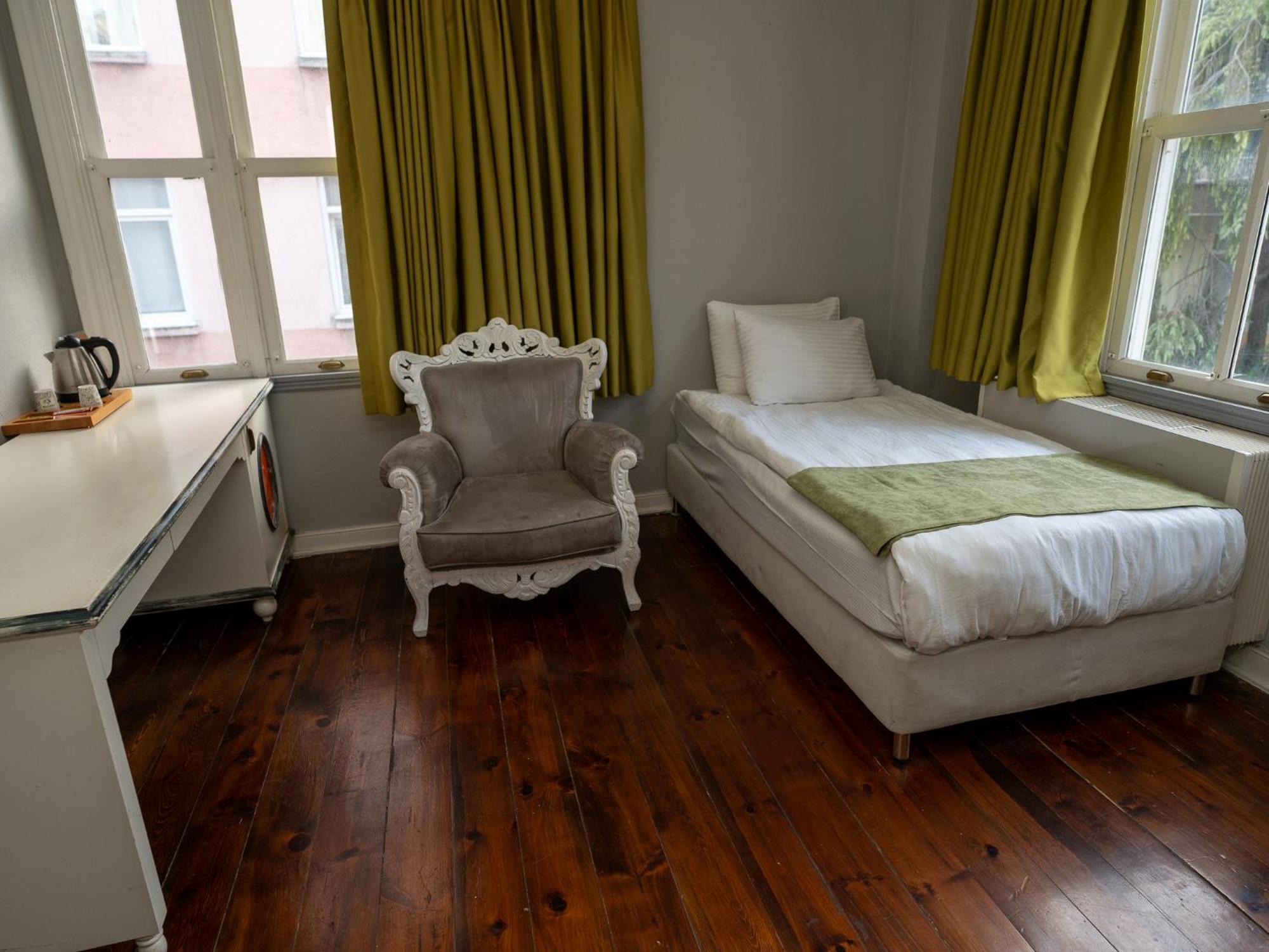 Best Pasaport Pier Otel Kadikoey Provincia di Provincia di Istanbul Esterno foto